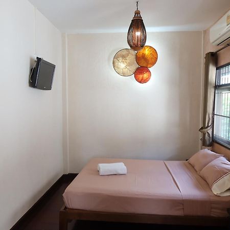 Banjai Garden Guesthouse 清邁 外观 照片